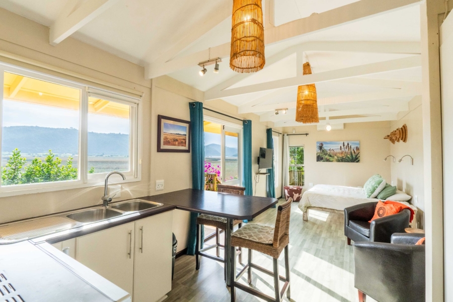 6 Bedroom Property for Sale in Wilderness Central Western Cape